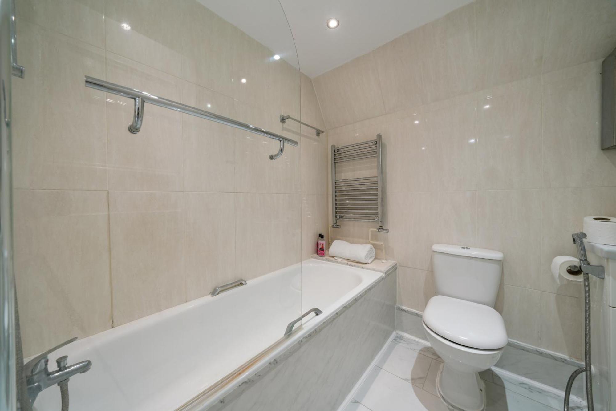 Apartment Luxurious 1-bedroom Penthouse On Oxford Street 11g