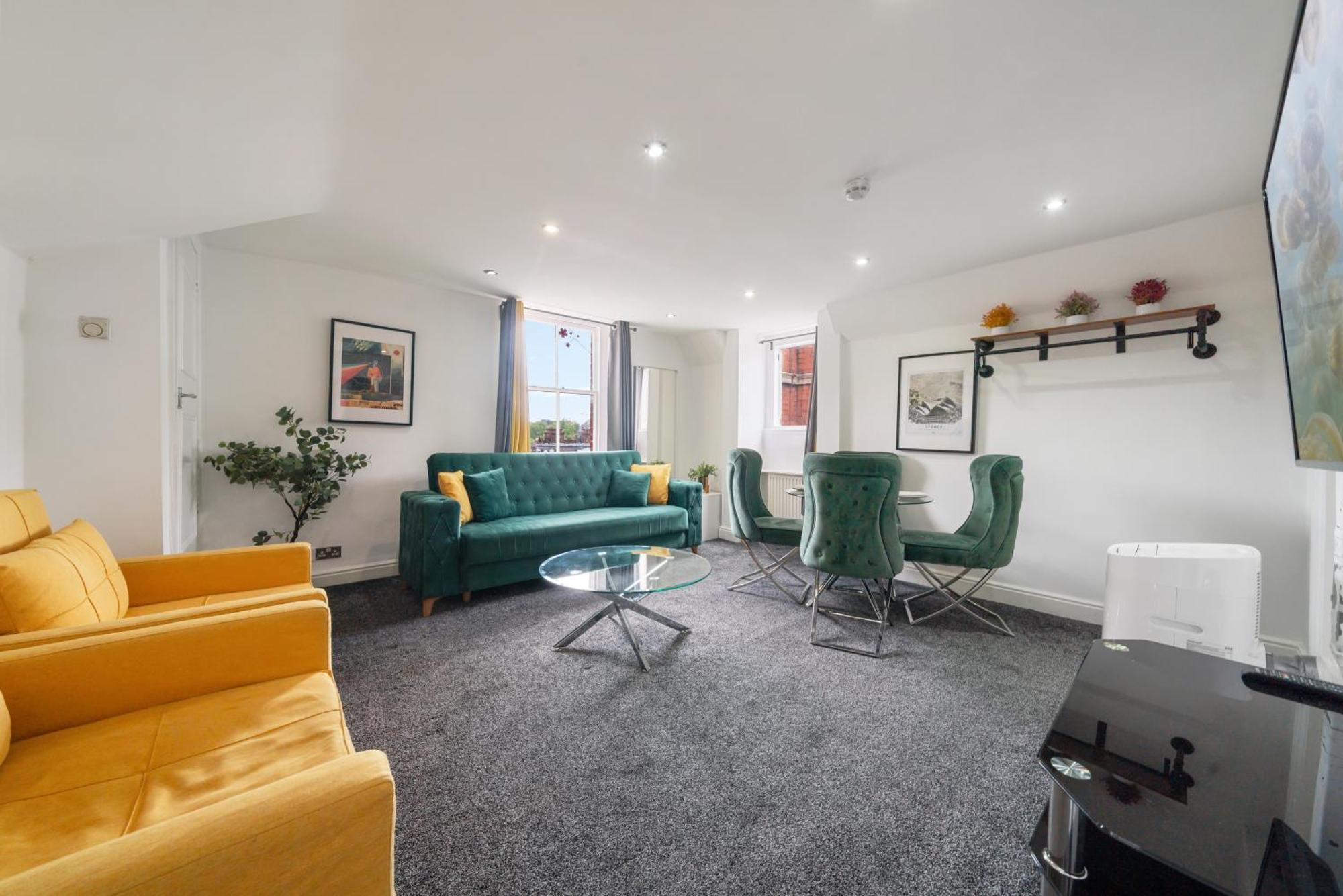 Apartment Luxurious 1-bedroom Penthouse On Oxford Street 11g London